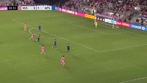 Casi con el arquero encima, Messi selló su doblete por MLS entre Inter Miami y CF Montréal.