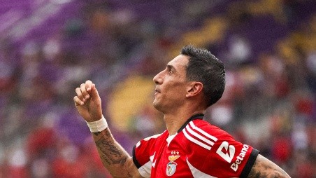 Benfica goleó al Auckland City 6-0 y le mete presión a Boca