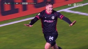 El Guapo se goza y aprovecha la efectividad para ponerse 3-1 ante Banfield con el gol de Jappert de cabeza.
