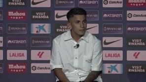 Almada se refirió a Julián Álvarez, Ángel Correa y sus propias aspiraciones en su llegada a Atlético Madrid.
