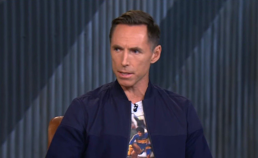 Steve Nash se mostró con una remera de Maradona vistiendo los colores de Boca. Foto: BR Report