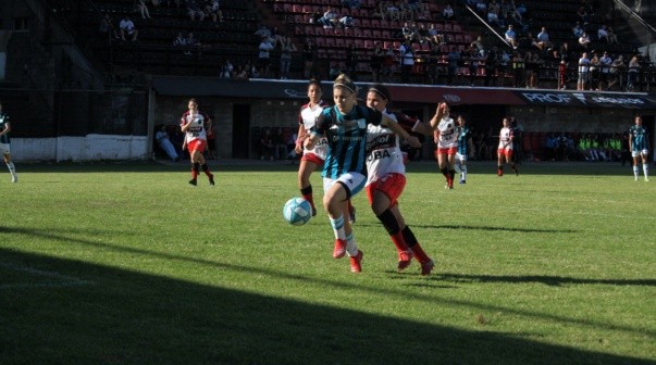 Racing le ganó 3-0 a Defensores de Belgrano