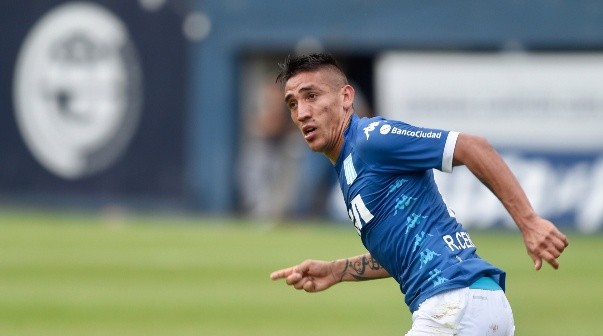Ricardo Centurión podría volver a jugar en la Superliga. Foto: Fotobaires
