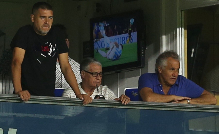 Rojitas junto a Riquelme y Márcico en la Bombonera(Fotobaires)