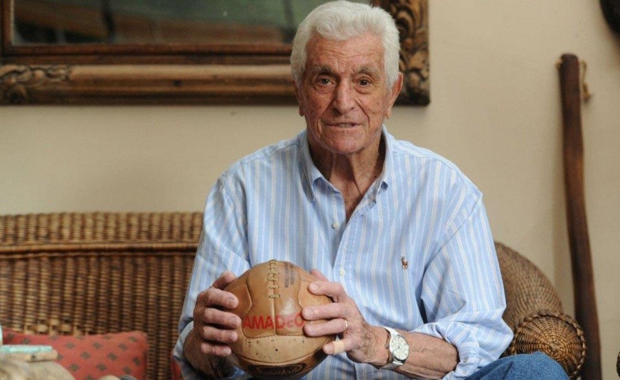 Ubaldo Fillol dejó un sentido mensaje para despedir a Amadeo Carrizo. Foto: Fotobaires