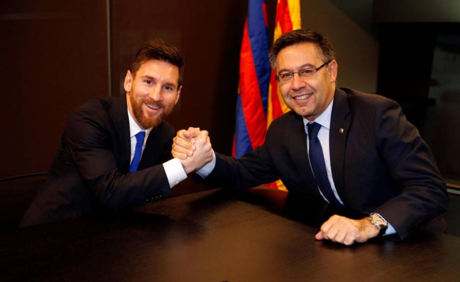 Josep María Bartomeu y Lionel Messi, en otros tiempos del Barcelona(Prensa Barcelona)