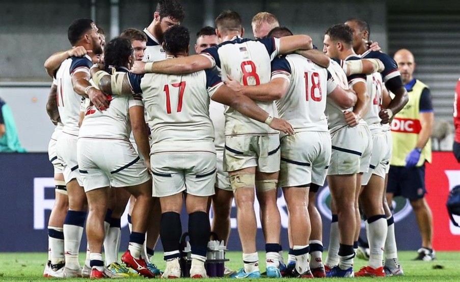 Los jugadores estadounidenses al del partido de la Copa Mundial de Rugby entre Inglaterra y Estados Unidos en el estadio Kobe Misaki.(EFE)