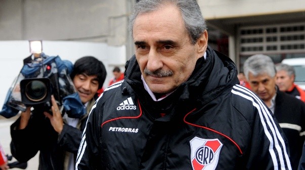 Ángel Cappa sorprendió y sentenció a Riquelme: 