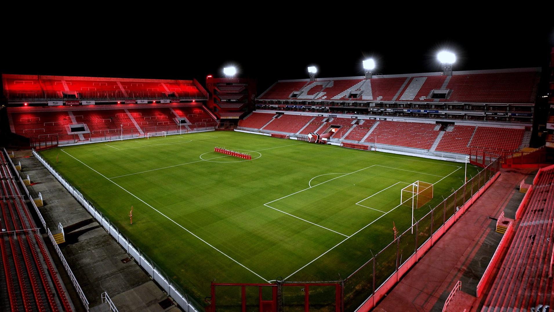 Independiente presentó el nuevo sistema de iluminación de su estadio.