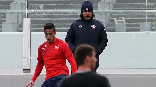 Juan Sánchez Miño se va de Independiente