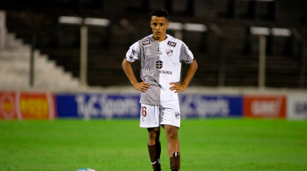 De Platense al City Football Group: Tras ascender a Primera, el Calamar anunció la transferencia de Tiago Palacios