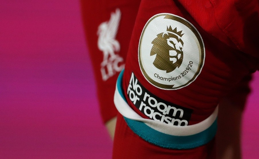 Inglaterra marca el camino: La Premier League y los clubes cierran sus redes sociales en lucha contra la cultura del odio(EFE)