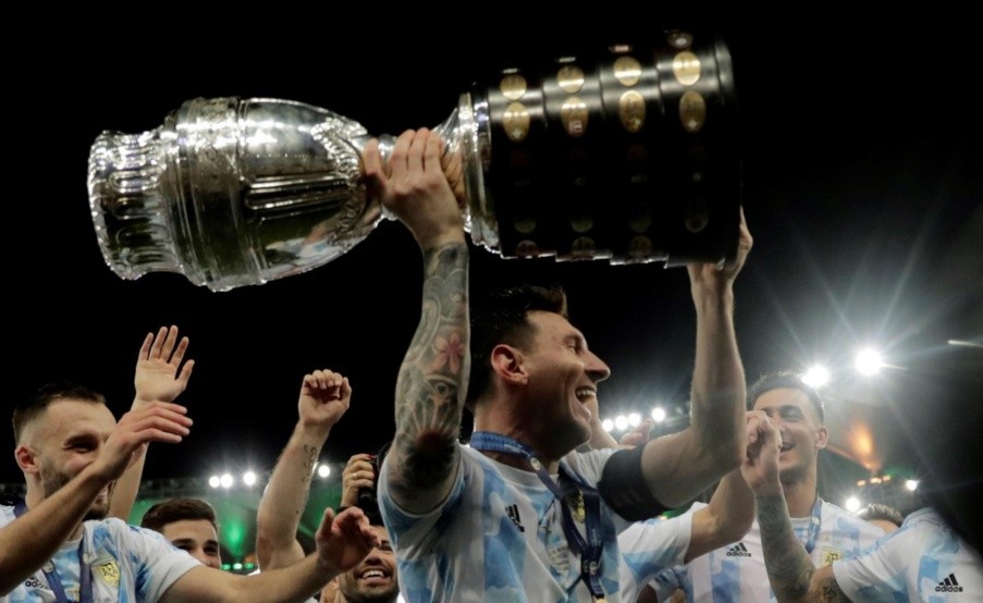 Messi con la Copa, la foto más esperada(EFE)