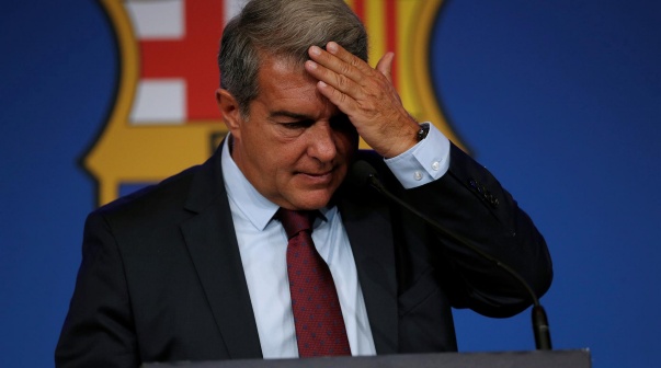 Joan Laporta le cerró las puertas a Dibu Martínez y los rumores en Barcelona: 