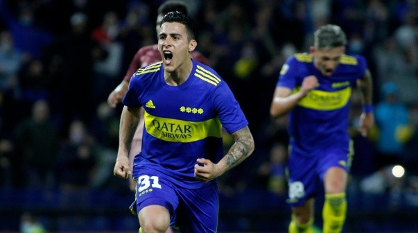 Cristian Pavón con la camiseta de Boca