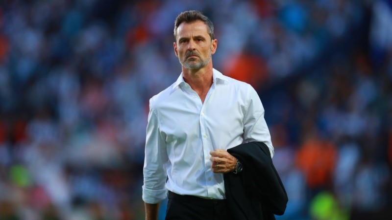 Talleres confirmó el reemplazo del 'Cholo' Guiñazú y Medina en la dirección técnica Talleres confirmó el reemplazo del 'Cholo' Guiñazú y Medina en la dirección técnica