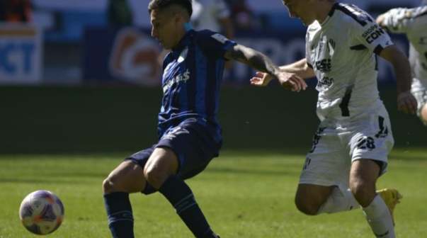 El Decano superó 2-0 a Central Córdoba