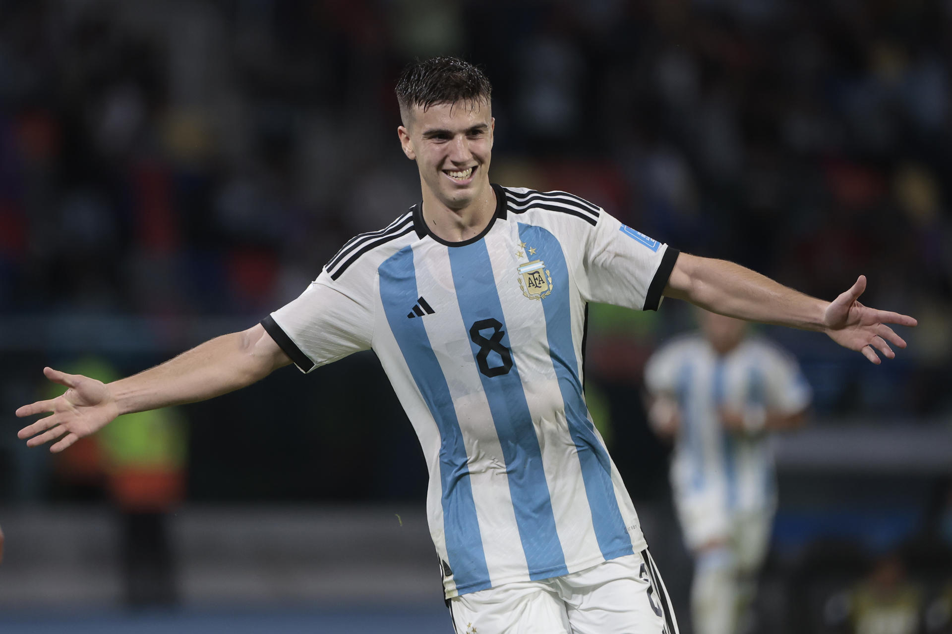 Manchester City anunció el futuro de Máximo Perrone: 
