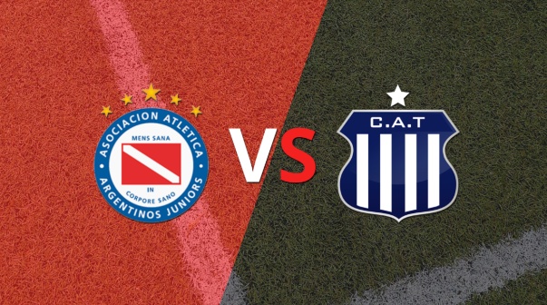 Argentinos Juniors amplía su ventaja y vence 3-1 a Talleres