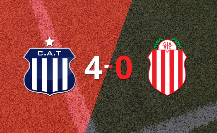 Talleres fue imparable y goleó 4 a 0