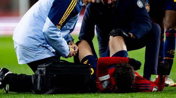 Gavi se rompió los ligamentos en España