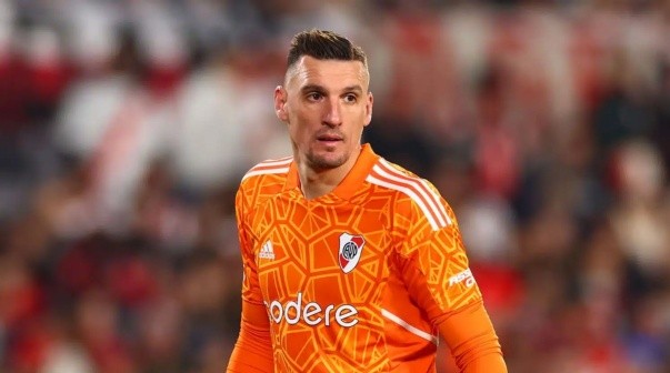 Armani, caliente tras el empate entre River y Universitario: 