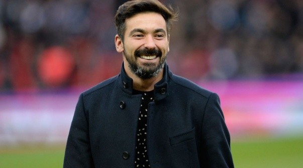 Lavezzi reapareció y fue a ver a un equipo del fútbol argentino