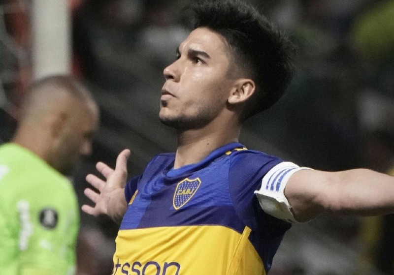 Barros Schelotto pidió una figura ex Boca para reforzar a Vélez Barros Schelotto pidió una figura ex Boca para reforzar a Vélez