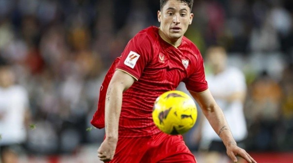 Alejo Véliz, en su debut con Sevilla.
