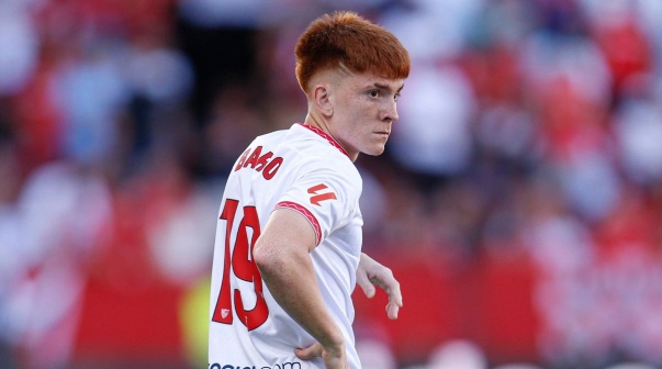 El DT de Sevilla fue contundente sobre el Colo Barco: 