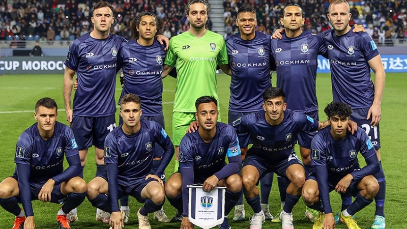 Tras empatar con Boca, la sorpresiva decisión de Auckland City con su DT Tras empatar con Boca, la sorpresiva decisión de Auckland City con su DT