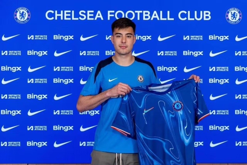 Fin de la novela: Anselmino se quedará en el Chelsea. Fin de la novela: Anselmino se quedará en el Chelsea.
