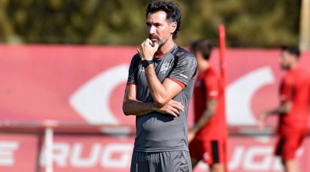 Estudiantes eligió a un ex jugador de Boca como reemplazante de Domínguez