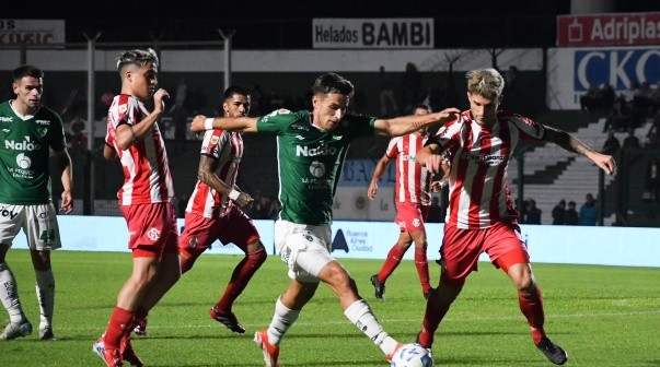 Empate agónico de Barracas Central ante Sarmiento de Junín