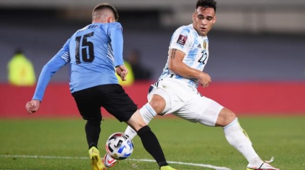 Valverde, sin vueltas con Scaloni antes del Clásico ante Argentina: 