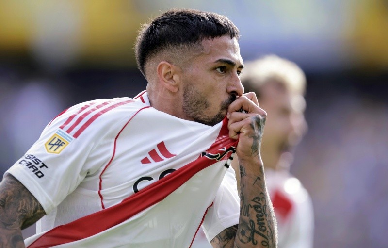 Guillermo Barros Schelotto está interesado en Manuel Lanzini para Vélez Guillermo Barros Schelotto está interesado en Manuel Lanzini para Vélez