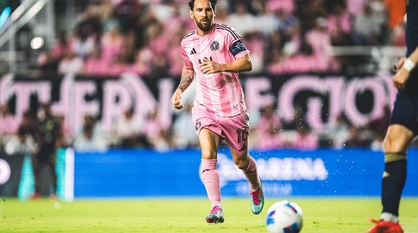 El día que Messi le robó la camiseta a un jugador argentino: 