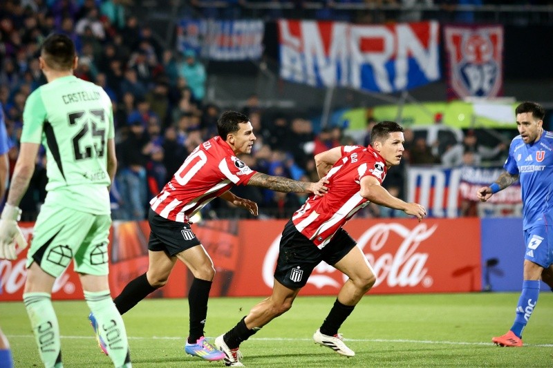 Estudiantes goleó 3-0 a Universidad de Chile en un triunfazo por Copa Libertadores Estudiantes goleó 3-0 a Universidad de Chile en un triunfazo por Copa Libertadores