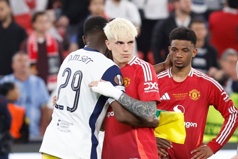 Garnacho explotó en ira tras perder la Europa League en Manchester United Garnacho explotó en ira tras perder la Europa League en Manchester United