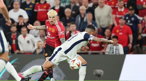 Una leyenda del Manchester United sentenció a Garnacho: 