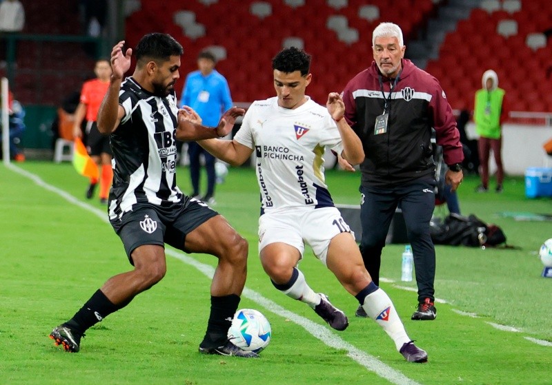 Central Córdoba fue goleado por Liga de Quito y fue eliminado de la Copa Libertadores Central Córdoba fue goleado por Liga de Quito y fue eliminado de la Copa Libertadores