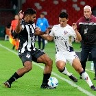 Quito, 28 de mayo de 2025. Liga Deportiva Universitaria recibe a Central Córdoba por Copa Libertadores en el estadio Rodrigo Paz Delgado.API / HAMILTON LÓPEZ