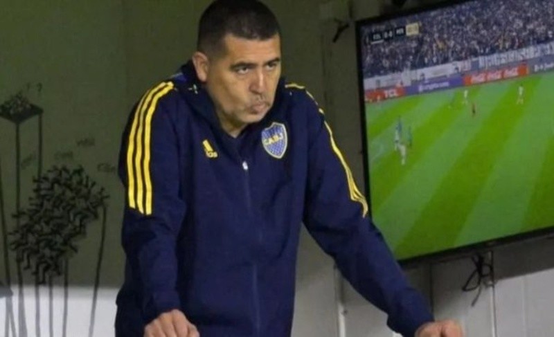 Riquelme le apuntó a Benfica tras la eliminación de Boca Riquelme le apuntó a Benfica tras la eliminación de Boca