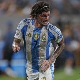 La picante chicana de De Paul contra un ex Boca: 