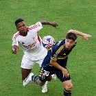 En un partidazo, Boca y Benfica empataron 2-2