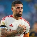 Otamendi le contestó a los hinchas de Boca tras el gol y los insultos: 
