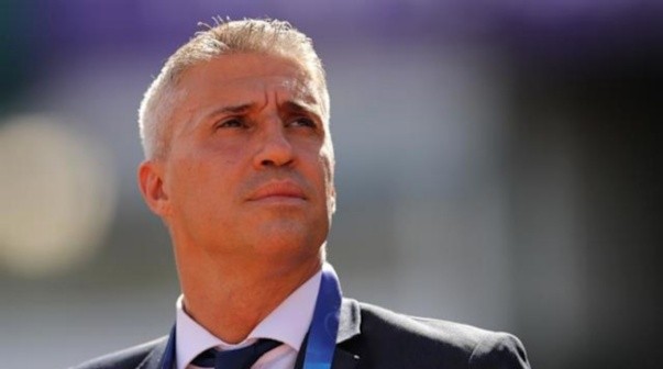 Hernán Crespo fue presentado como nuevo DT de un equipo sorpresivo