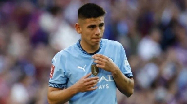 Preocupación para Pep Guardiola por el Diablito Echeverri en Manchester City
