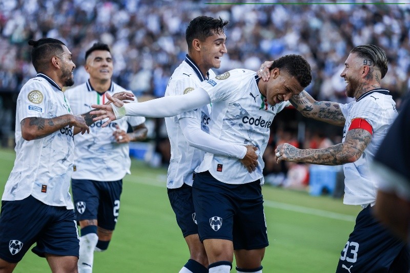 Rayados de Monterrey goleó a Urawa Red Diamonds Rayados de Monterrey goleó a Urawa Red Diamonds