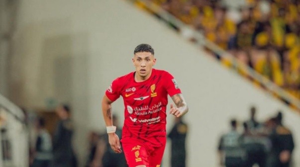 Tras el interés de Real Sociedad, la última decisión de Equi Fernández en Arabia: 
